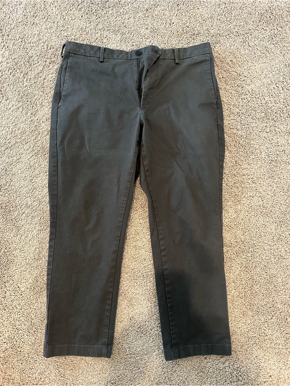 Uniqlo Chinos 35 x 26.5